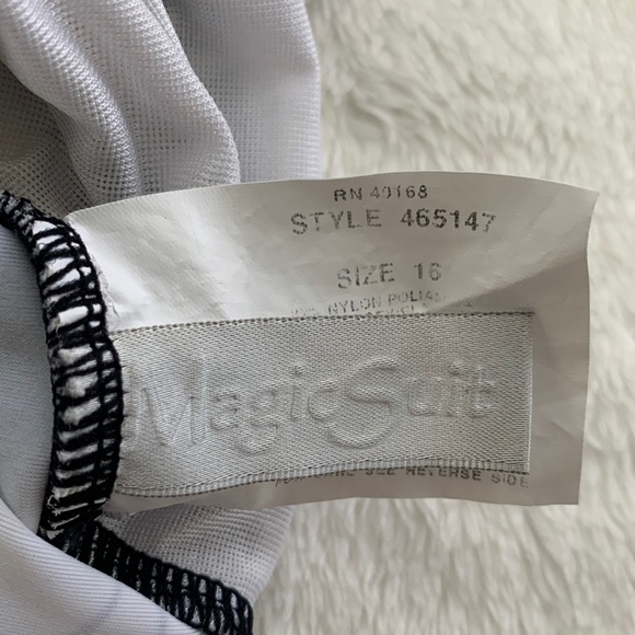 Magicsuit Ruffle Tankini Top, size 16 - Picture 3 of 5